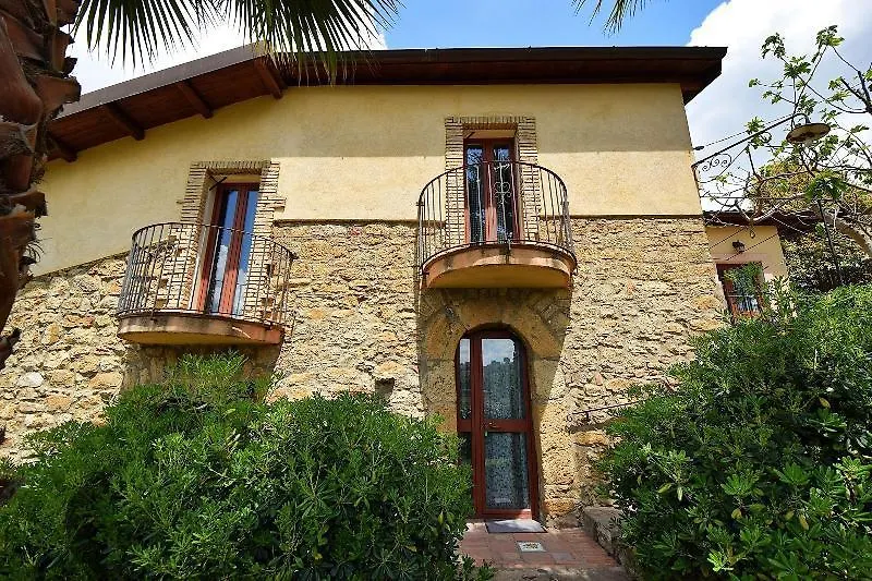 Giucalem La Casa Negli Orti Villa Piazza Armerina 0*,